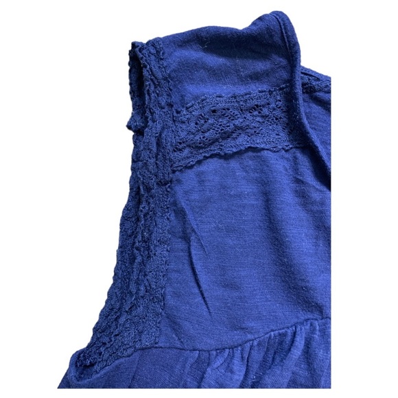 GAP Lace Trim Tank Top With V Cut Navy Blue Size Medium - Picture 7 of 9